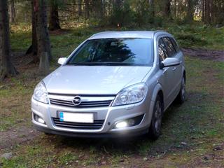 Opel astra h 2004 2010 ig kÃdlÃmpa keretbe ÃpÃtett ledes nappali ... Nappali menetjelző lámpa